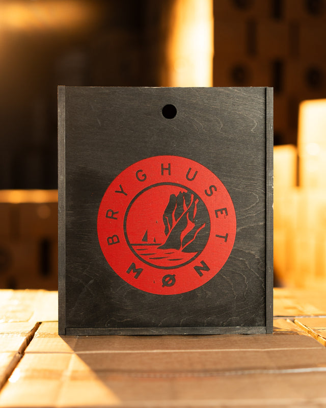 Jule Gaveæske i træ m. 2 x 75 cl. + Øl Snaps // Black Week